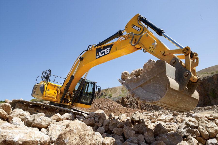 液壓挖掘機(jī)-靜待新(xin)品(pin)上市(shi)